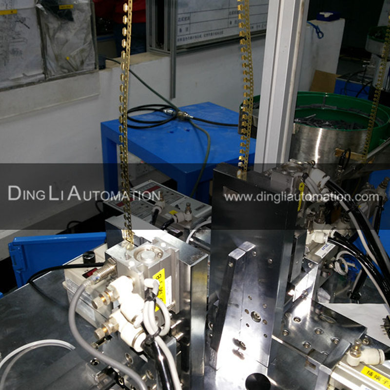 Parafusamento automático completo da máquina de montagem de tiras de terminais